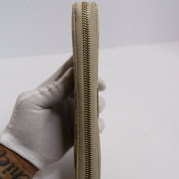 🤎GUCCI GG Beige/Off White Monogram Metal Bar Zip Around Long Wallet | PRELOVED! - Picture 10 of 16